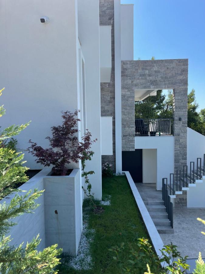 Villa Pine Bar Bagian luar foto