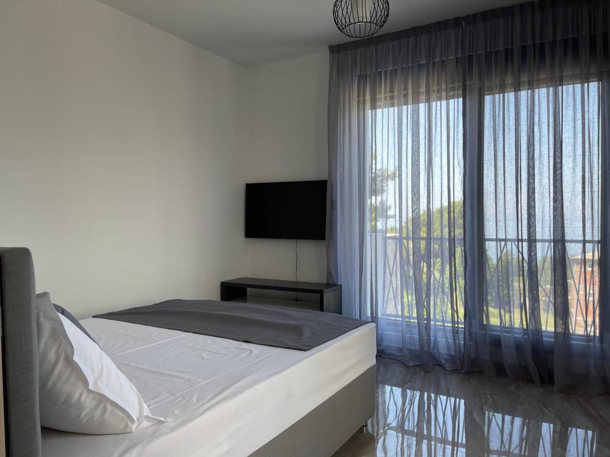 Villa Pine Bar Bagian luar foto
