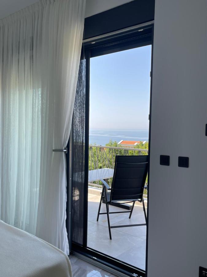 Villa Pine Bar Bagian luar foto