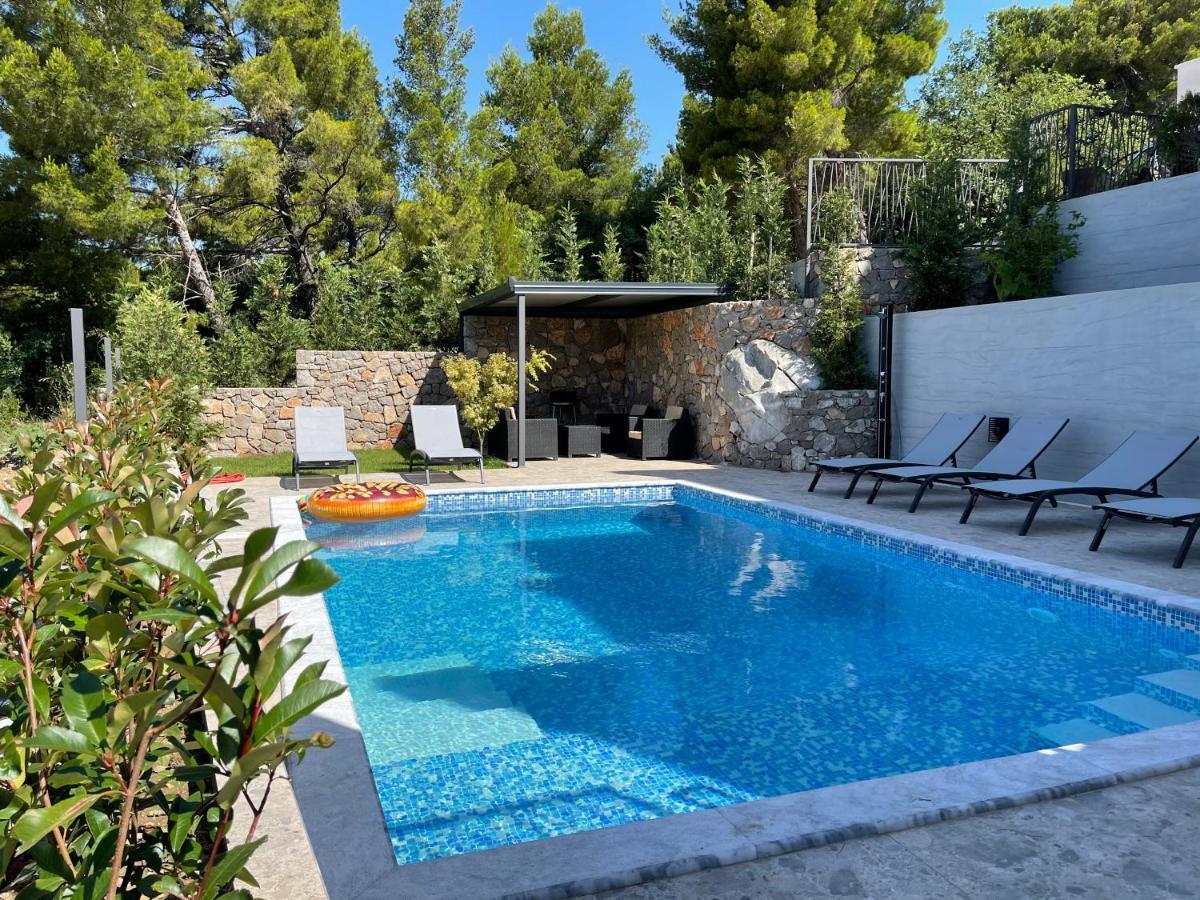 Villa Pine Bar Bagian luar foto