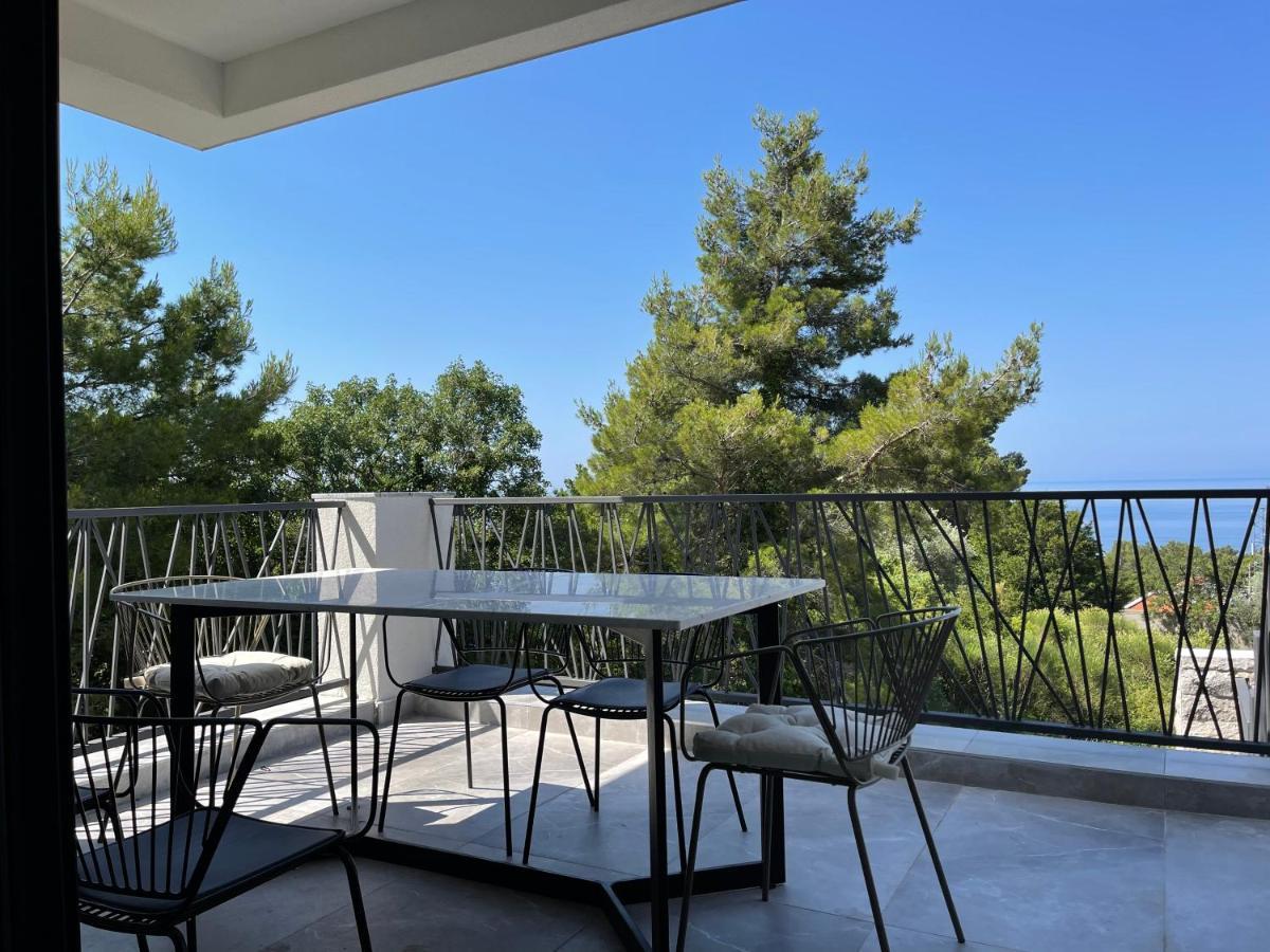 Villa Pine Bar Bagian luar foto